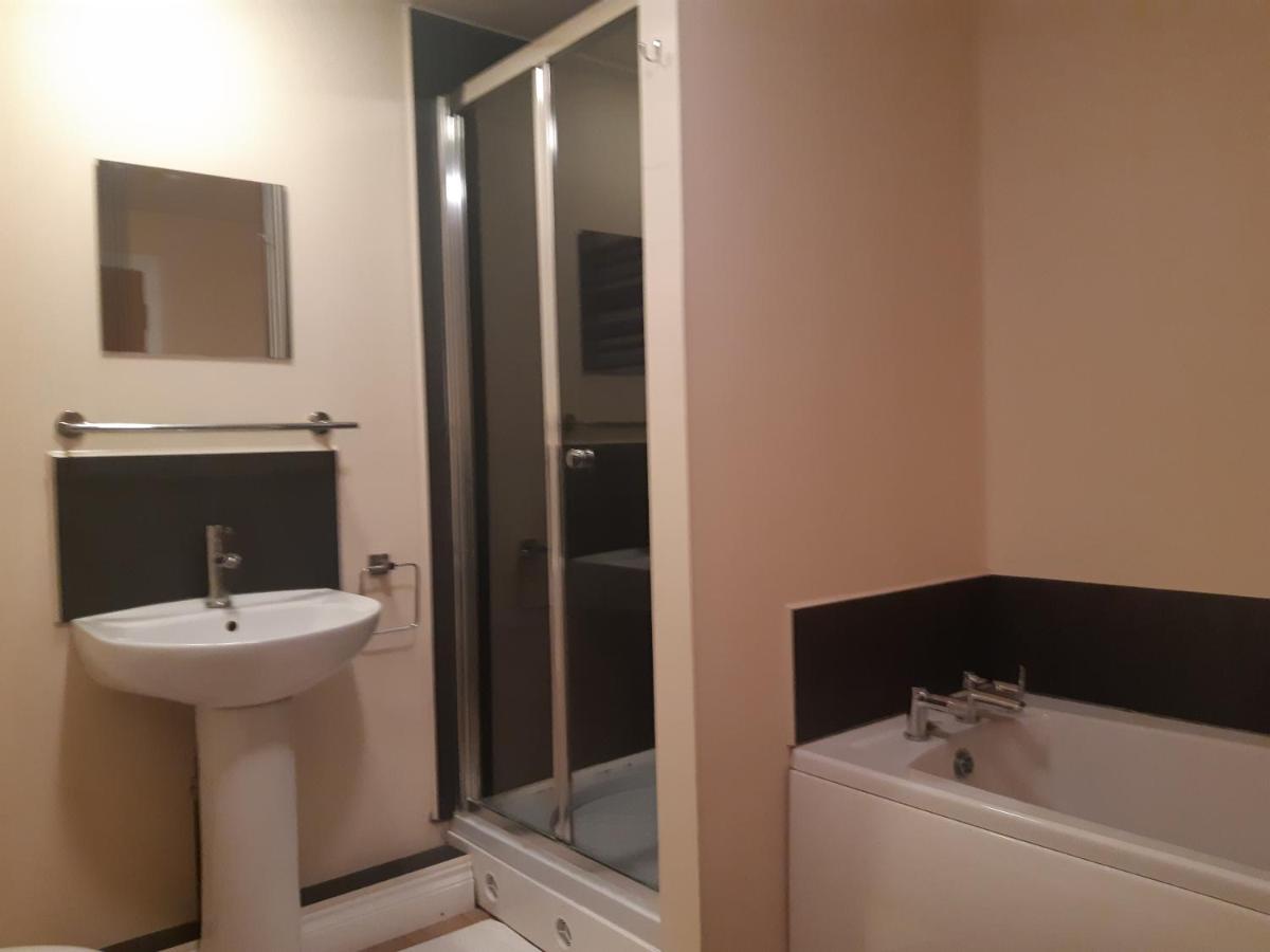 Yarmouth Apartments, Street Permit Parking, Close To Everything, Beach, Pier, Free Wifi Грейт-Ярмут Экстерьер фото
