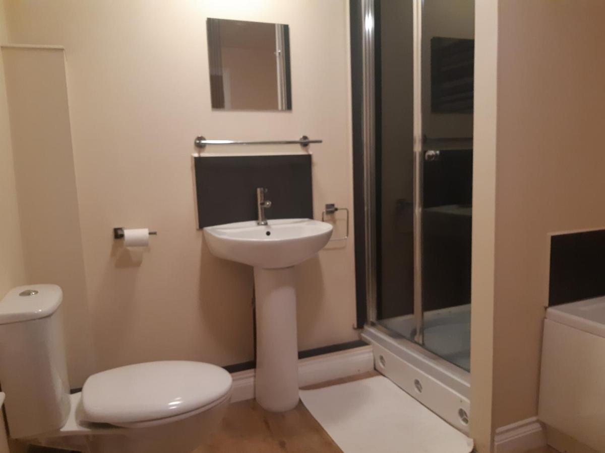 Yarmouth Apartments, Street Permit Parking, Close To Everything, Beach, Pier, Free Wifi Грейт-Ярмут Экстерьер фото